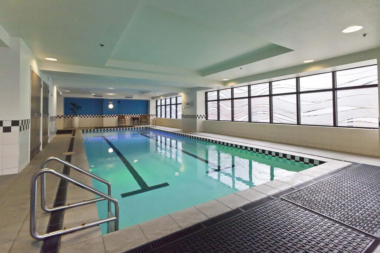 Lovely City Apartment! Views, Pool And Gym Auckland Dış mekan fotoğraf